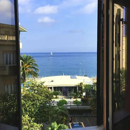Le Finestre Sul Mare Apartment Albissola Marina Exterior photo